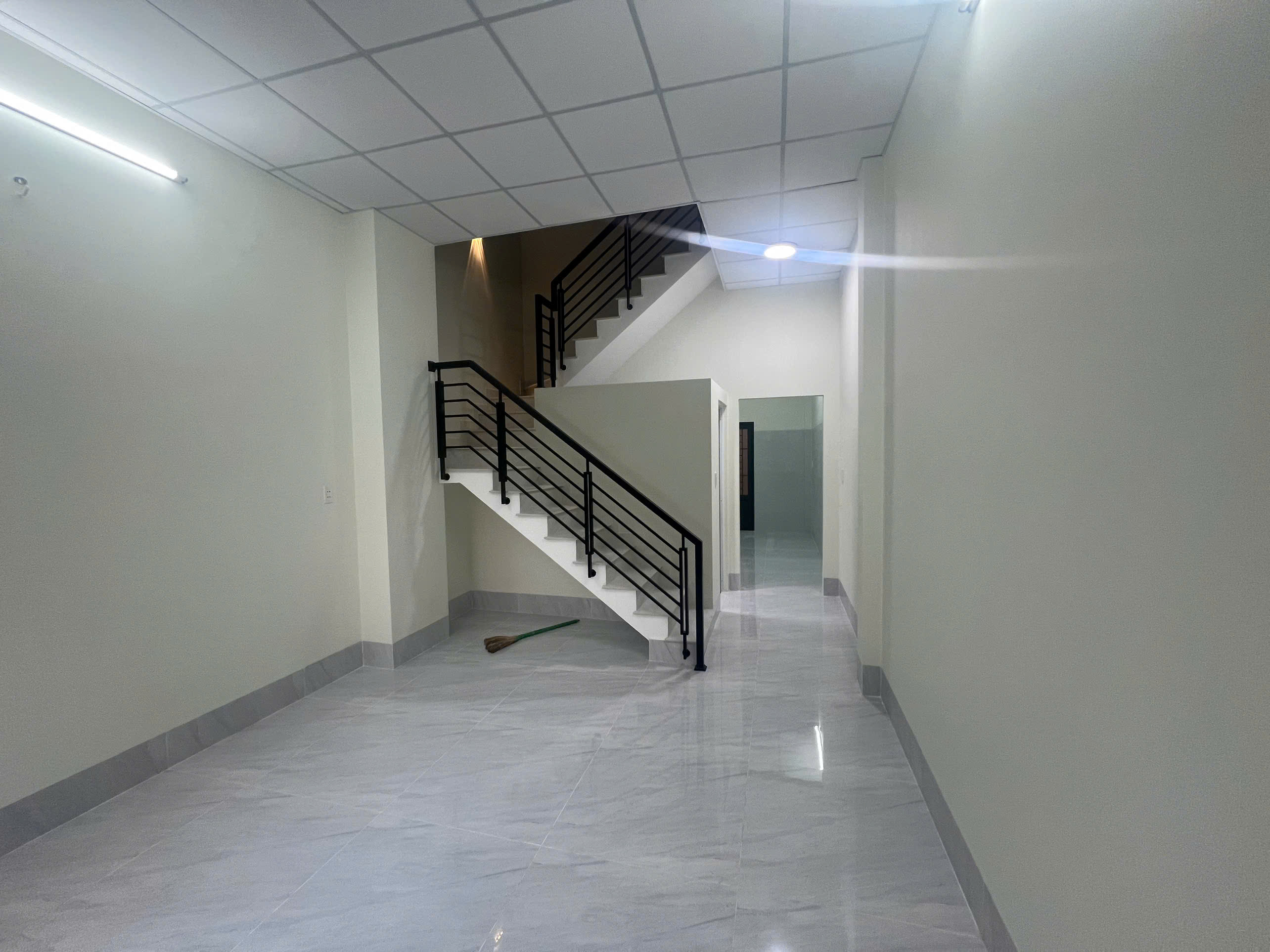 Nhà đẹp đón Tết!! Nhà mới 100% hẽm xe tải dọn vào ở ngay-anh-3