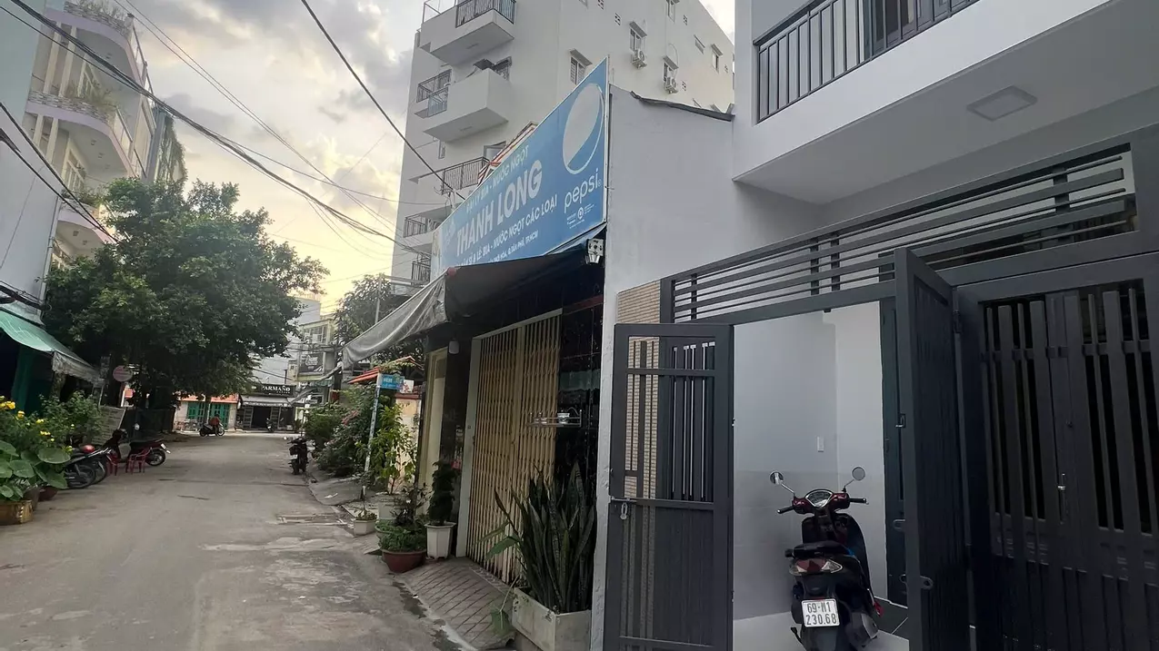 Nhà đẹp đón Tết!! Nhà mới 100% hẽm xe tải dọn vào ở ngay-anh-5