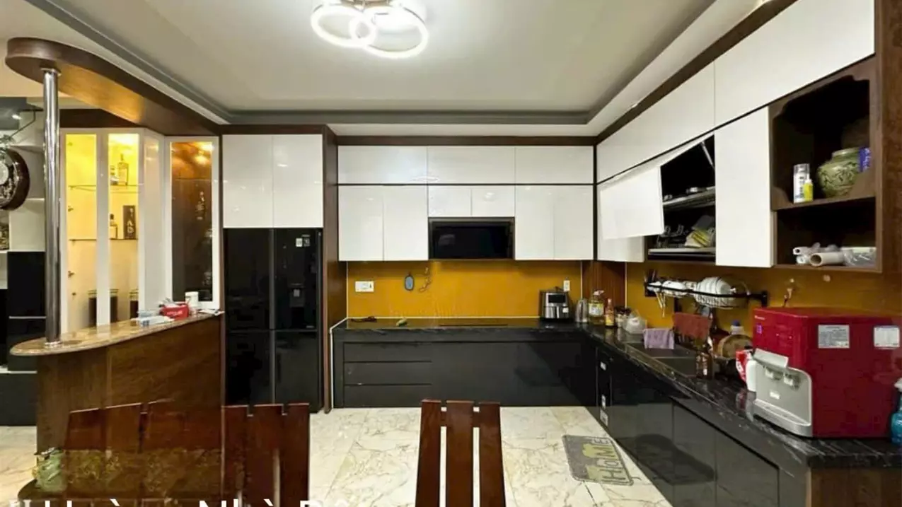 Nhà đẹp ngay Phú Mỹ Hưng, 4 tầng, 8.3 tỷ, full nội thất-anh-3