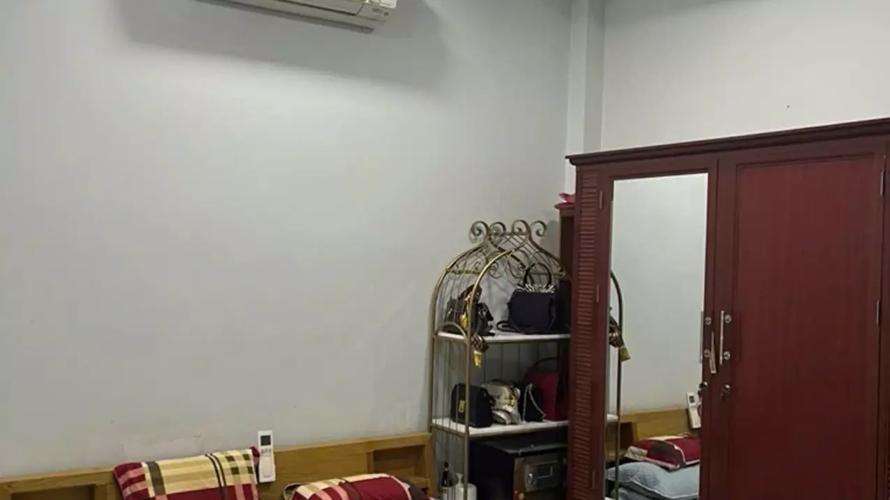 NHÀ ĐẸP Ở NGAY - 4 TẦNG - TỈNH LỘ 10 THÔNG ĐƯỜNG 29 - KHU TÊN LỬA - 57M2 - HẺM 4M - GIÁ 5.2 TỶ-anh-3