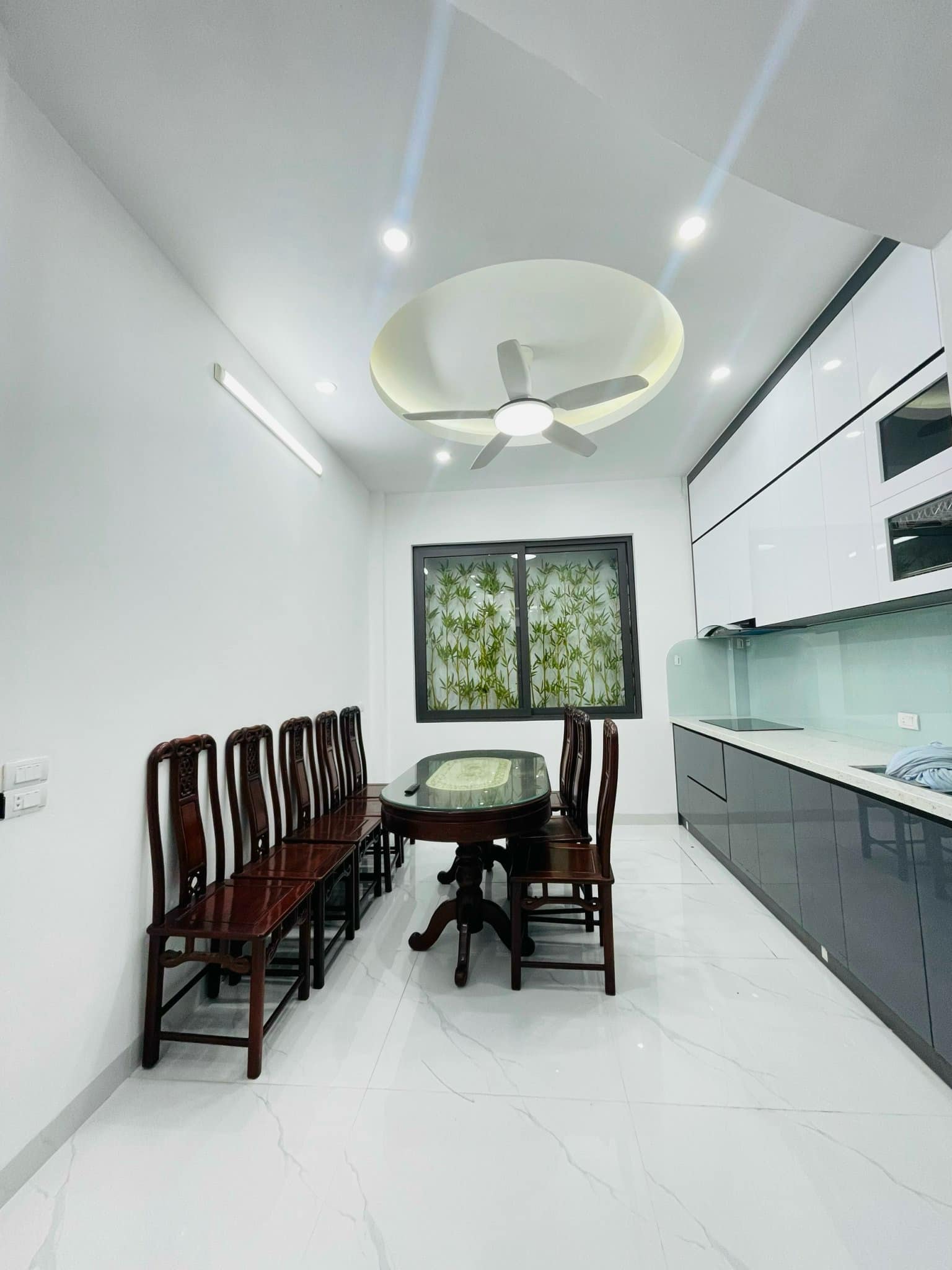Nhà đẹp ở ngay đường Lê Trọng Tấn, Diện tích 42M2-anh-18