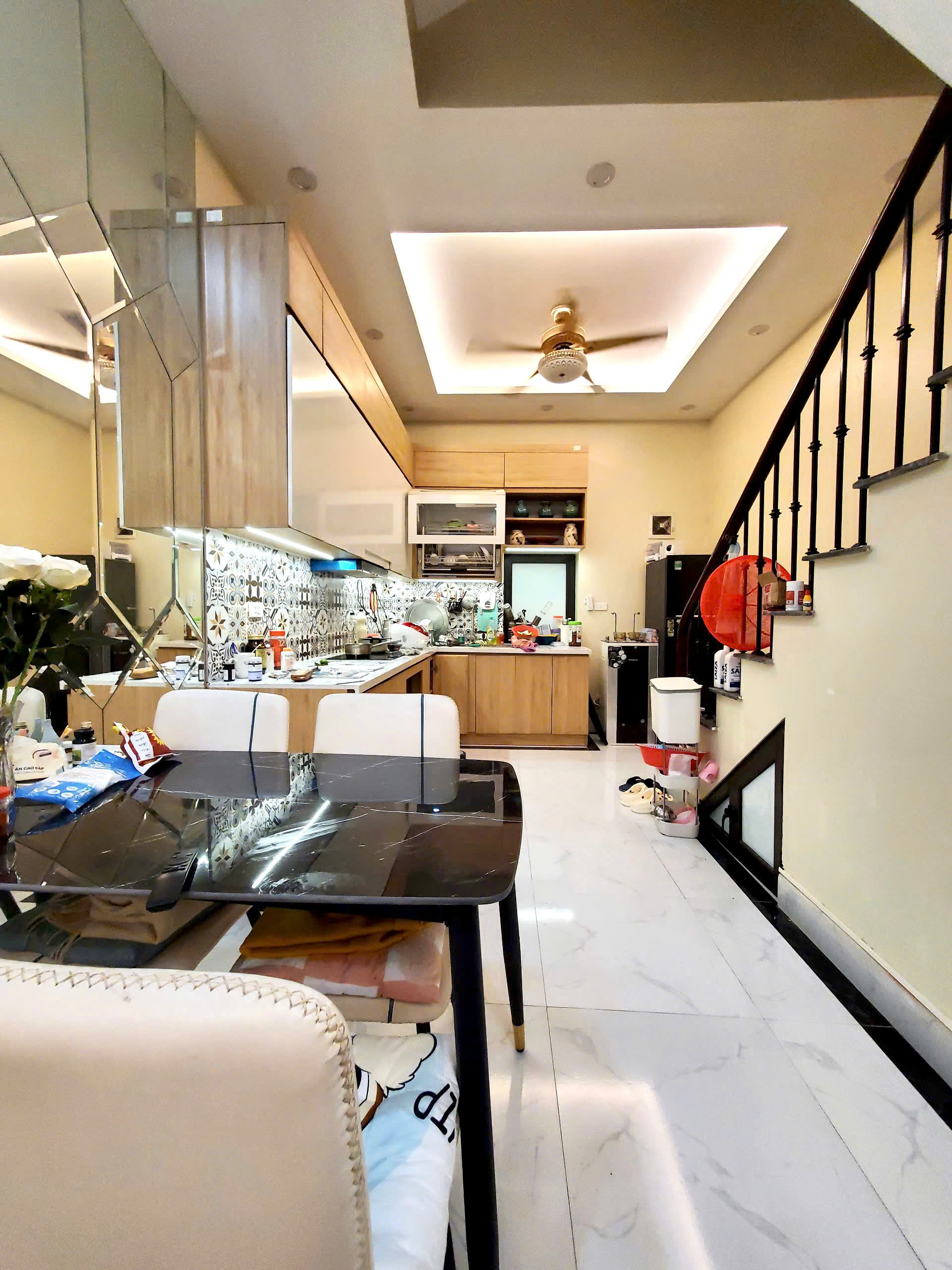 Nhà độc - cực hiếm hót 2 thoáng vĩnh viễn chỉ còn có sót lại tại Hào Nam - gần
Tôn Đức Thắng --anh-3