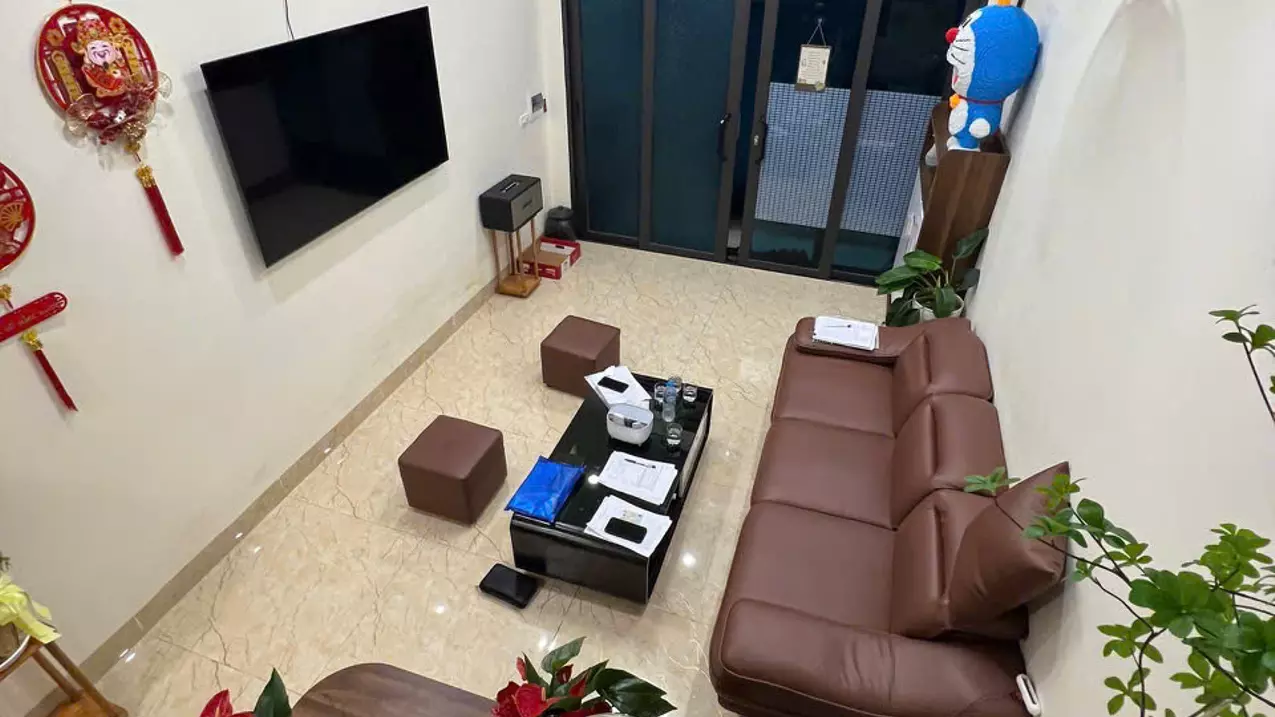 NHÀ ĐỘI CẤN SÁT PHỐ  ĐẸP LONG LANH,CHỦ CHUYỂN CÔNG TÁC CẦN BÁN 43M2X5T CHỈ 7,5 TỶ-anh-1