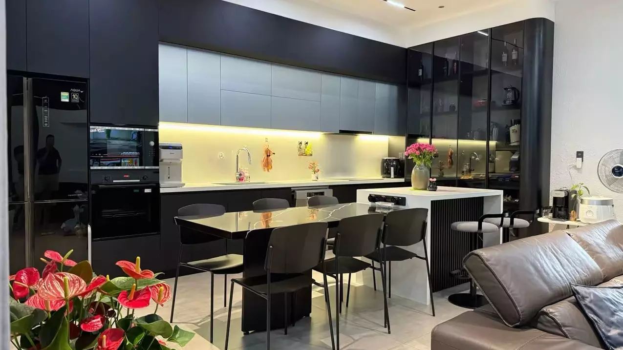 NHÀ GẦN TRẦN HƯNG ĐẠO 34 TỶ – NGÕ TO YÊN TĨNH – NỘI THẤT SANG-anh-1