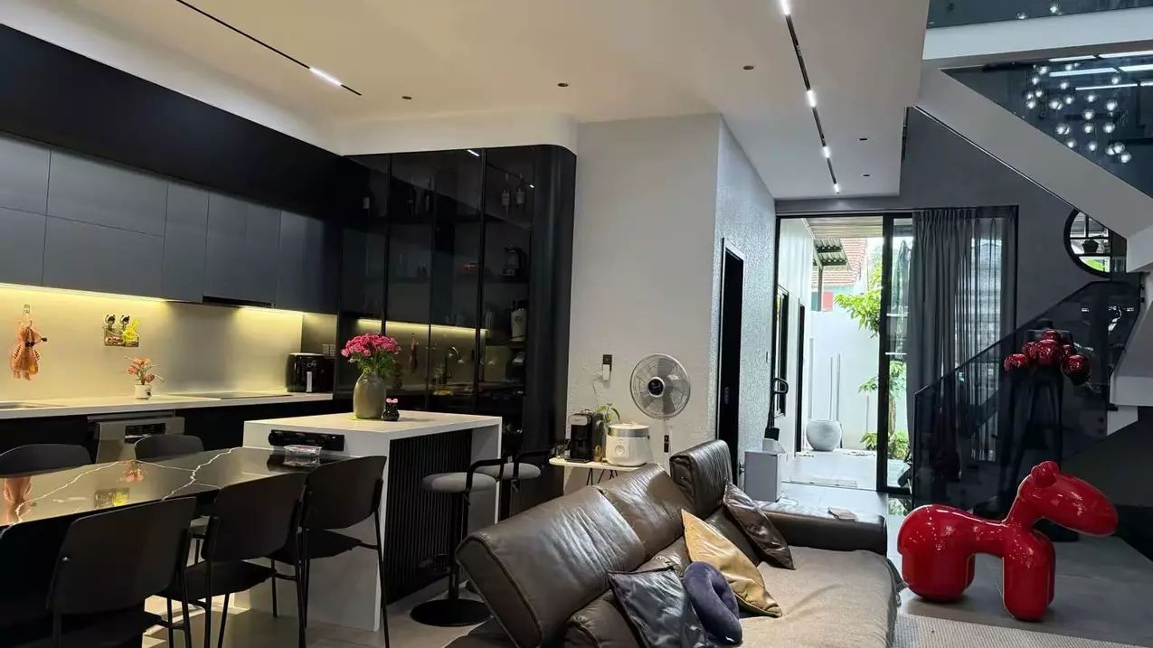 NHÀ GẦN TRẦN HƯNG ĐẠO 34 TỶ – NGÕ TO YÊN TĨNH – NỘI THẤT SANG-anh-2