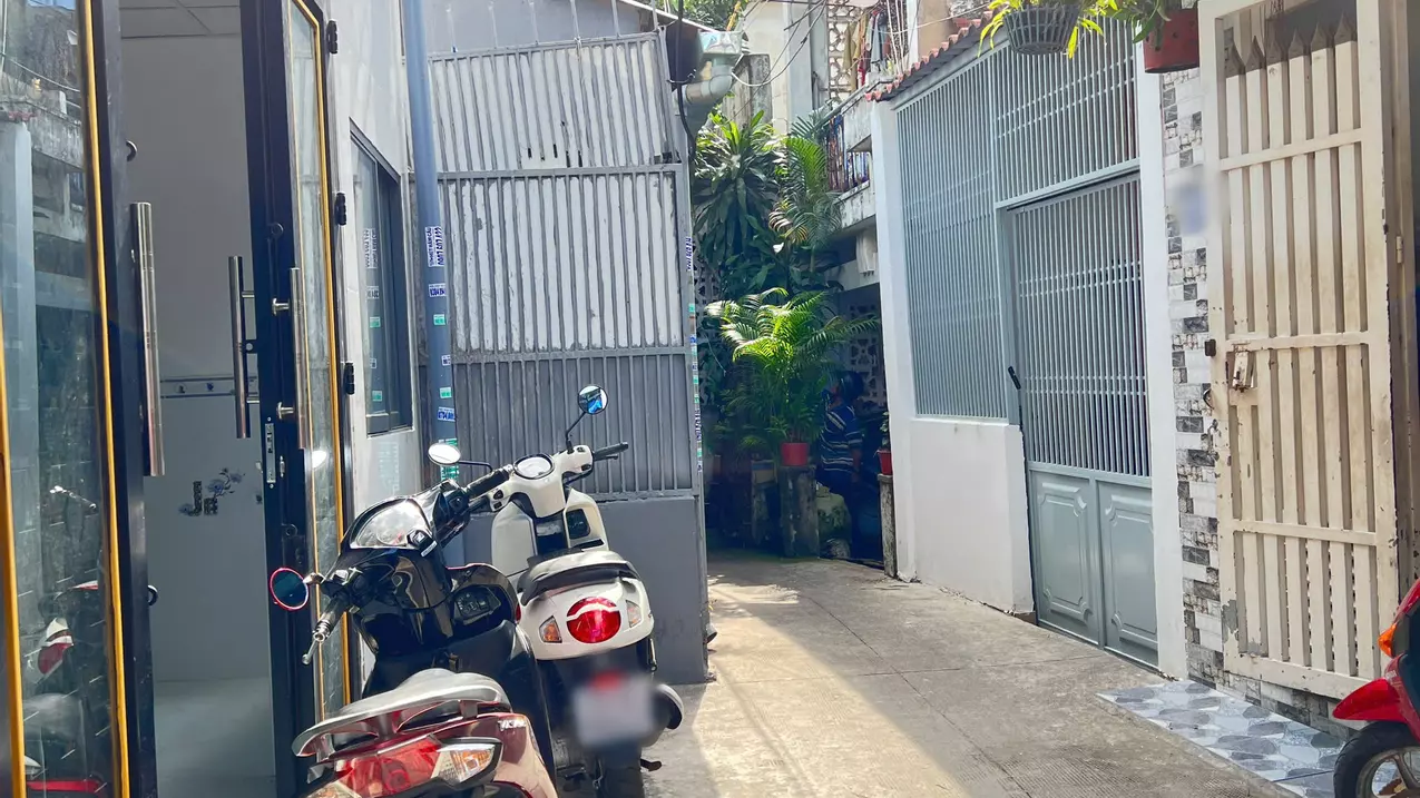 Nhà góc,mới 2 tầng hẻm thông đường Hưng Phú P10Q8. Giá 3.39 tỷ-anh-5