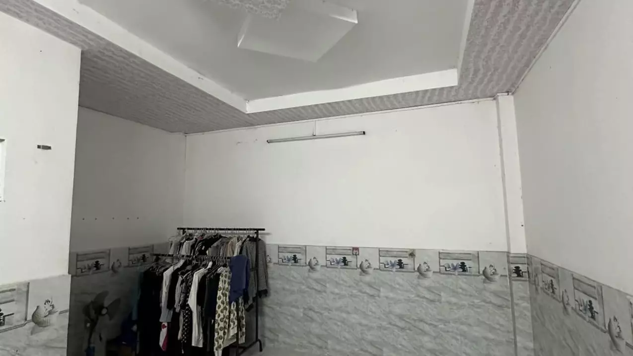 NHà Hẻm 6M Trần Thị Hè - Hiệp Thành - 79M2 - 2 Tầng - Xe Hơi Ngủ Nhà. Chỉ 4,5 Tỷ.-anh-3