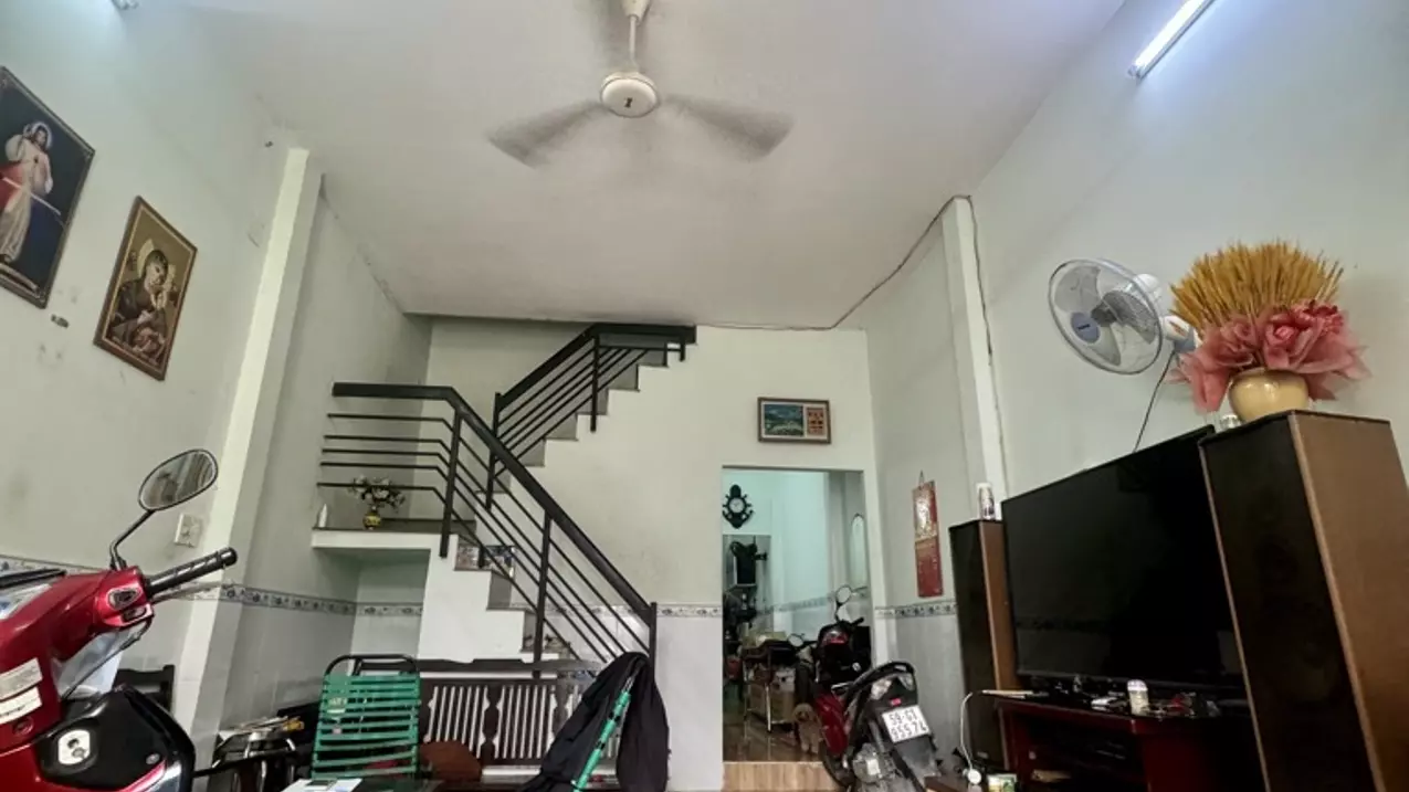Nhà Hẻm 8m Nguyễn Ảnh Thủ Quận 12, 56.4m2 Gần Mặt Tiền Chỉ 4.5 Tỷ.-anh-2