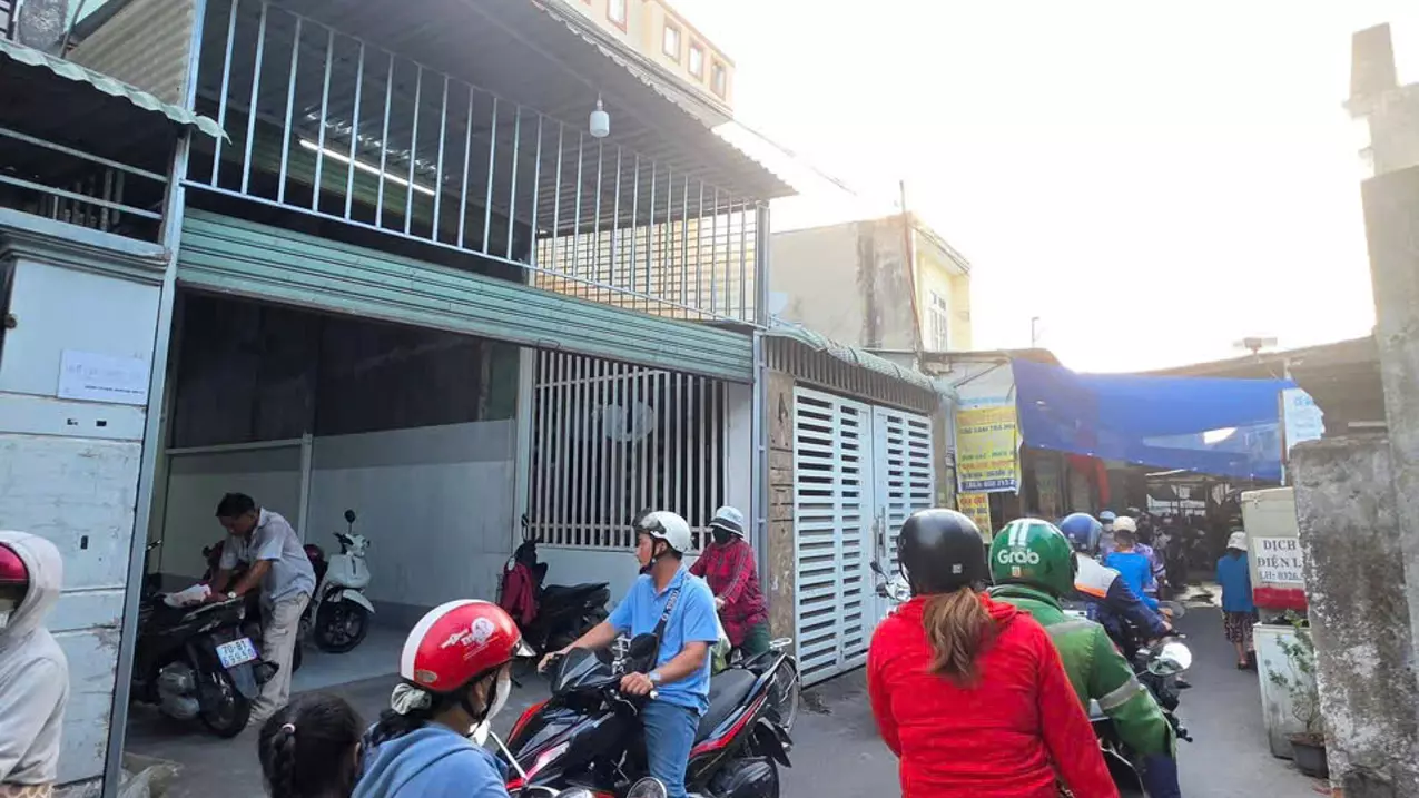 Nhà mặt tiền gần vòng xoay An Phú - Vị trí vàng kinh doanh - Giá chỉ 2,95 tỷ - Khu vực sầm uất-anh-4