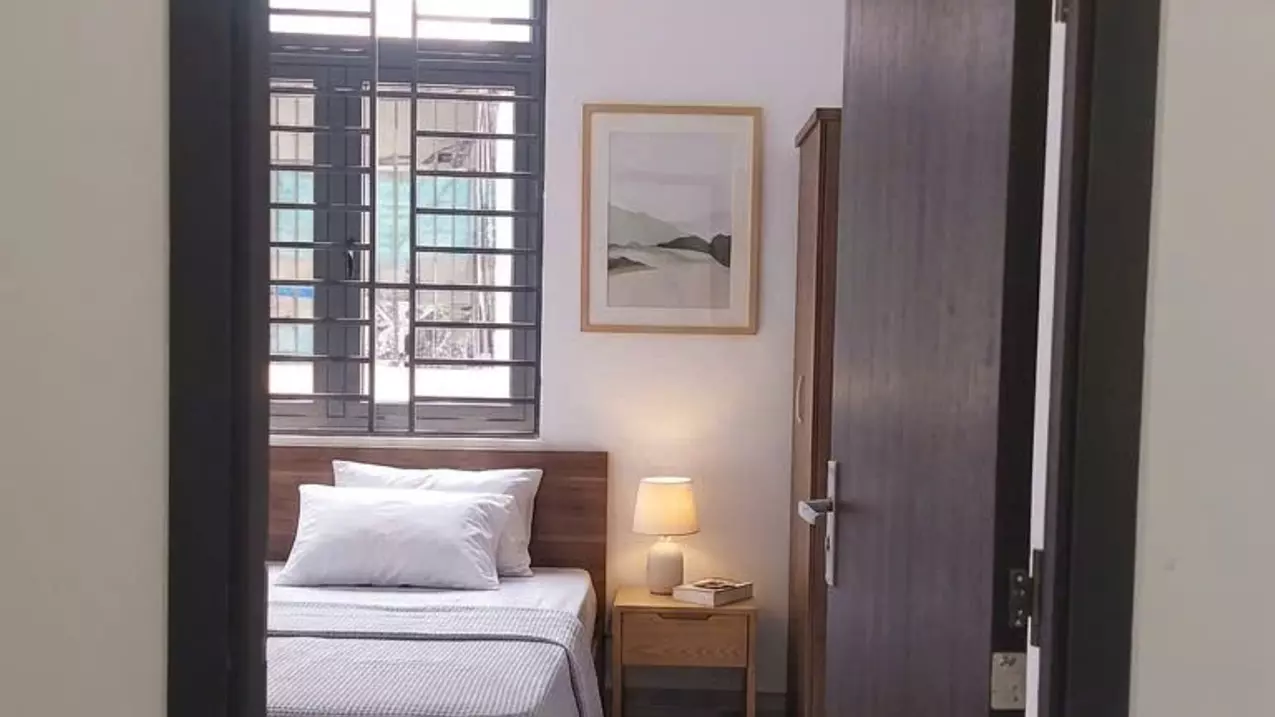 NHÀ MỚI ĐẸP –4 TẦNG 5PN- HẺM XE HƠI – TRUNG TÂM QUẬN 5 – CHỈ 5 TỶ HƠN-anh-3