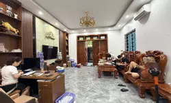 NHÀ MỚI-NGỌC THUỴ LONG BIÊN – LÔ GÓC -GA RA Ô TÔ - THANG MÁY-HƠN 14 TỶ
✨ 6 TẦNG THANG MÁY – NỘI-anh-9