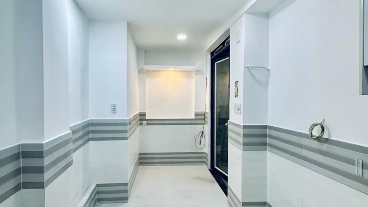 NHÀ MỚI TRUNG TÂM QUẬN 10 - CÁCH HẺM XE HƠI 1 CĂN NHÀ. HẺM 463 CỰC HOT ĐƯỜNG CMT8 P13-anh-3