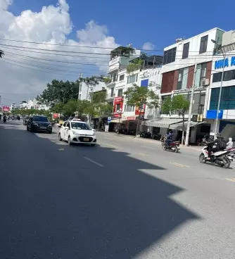 Mrs Tâm Bán đất mặt đường Hồ Sen, Lê Chân, Hải Phòng. Giá tốt 155 triệu/m2-anh-3