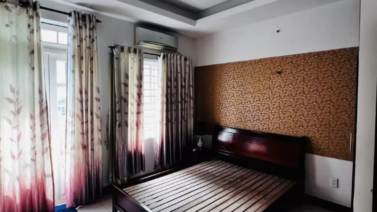 nhà nguyên căn 7 phòng ngủ đường Tô Hiến Thành Q10 cho thuê giá 32tr-anh-3
