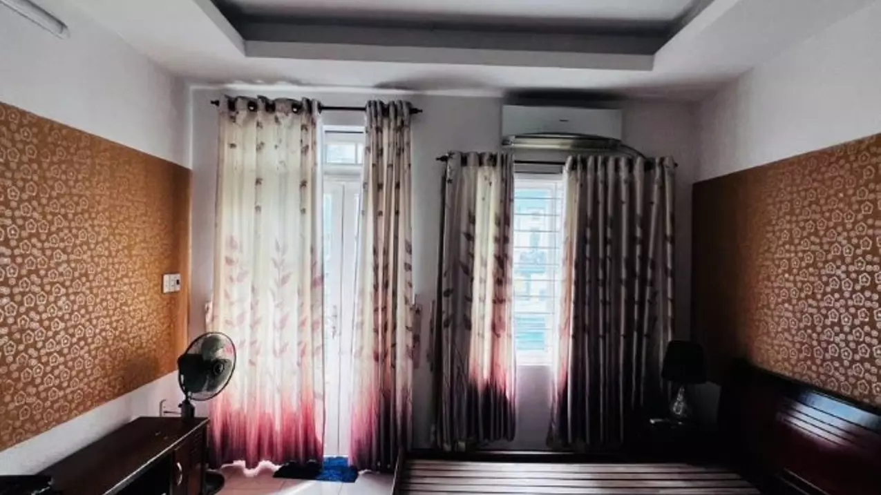 nhà nguyên căn 7 phòng ngủ đường Tô Hiến Thành Q10 cho thuê giá 32tr-anh-4
