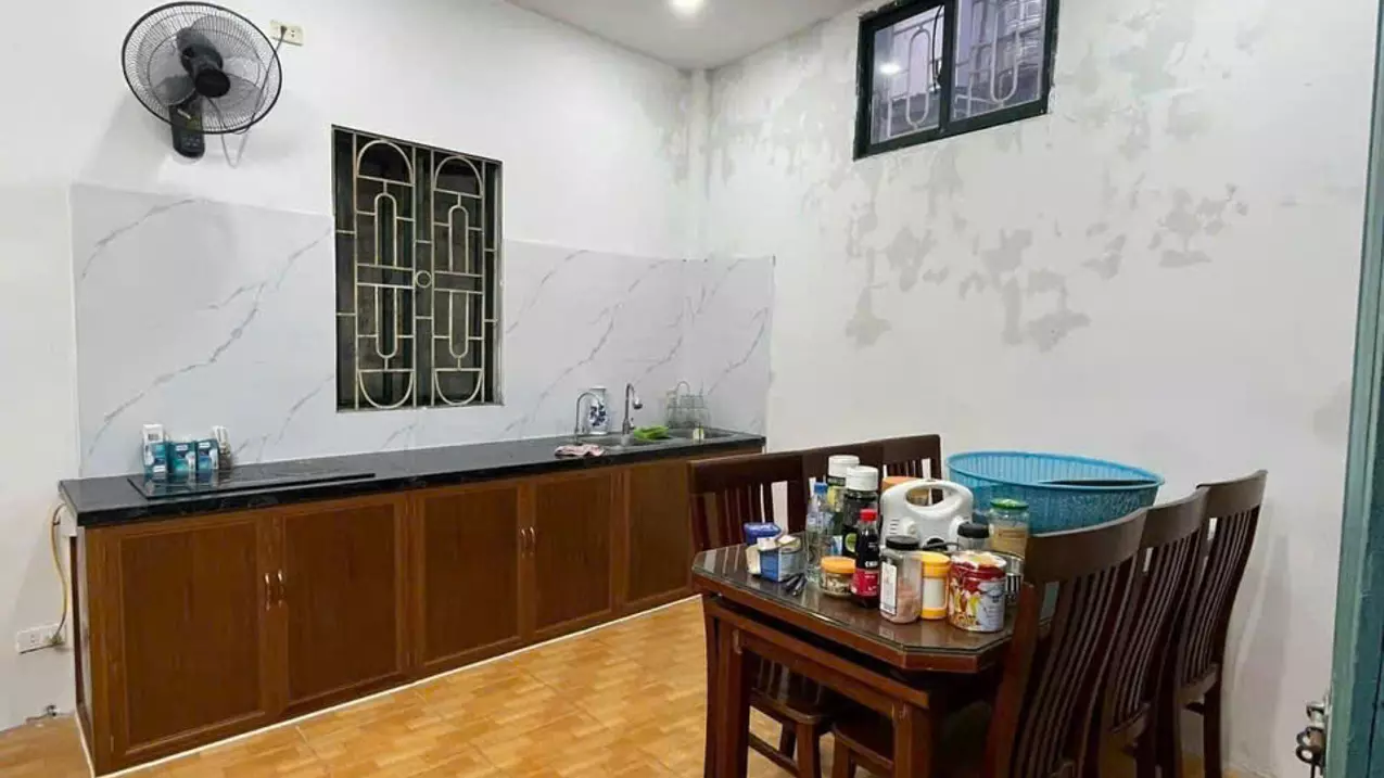 NHÀ NGUYÊN CĂN GIÁ RẺ- CHÍNH CHỦ CHO THUÊ NHÀ NGUYÊN CĂN 3 TẦNG 1 TUM TẠI HAI HÀ TRƯNG , HÀ NỘI-anh-5