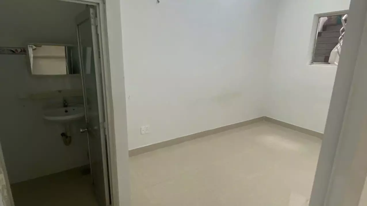 NHÀ NGUYÊN CĂN MẶT TIỀN LƯƠNG NHỮ HỌC, PHƯỜNG 11, QUẬN 5-anh-5