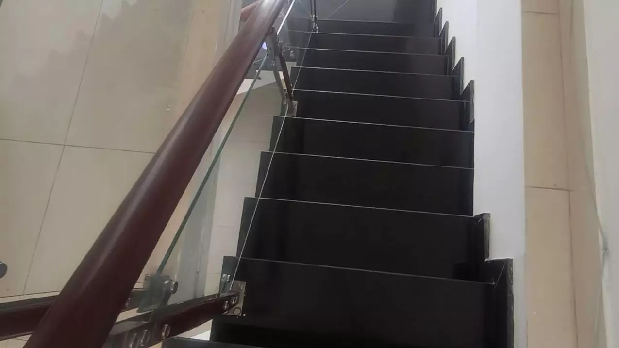 Nhà phố 3 tầng hẻm 6m sát chợ Hiệp Bình Thủ Đức sẵn nguồn thu lớn, 67m2, ngang 6m, dài 11m, 8.5 tỷ-anh-3