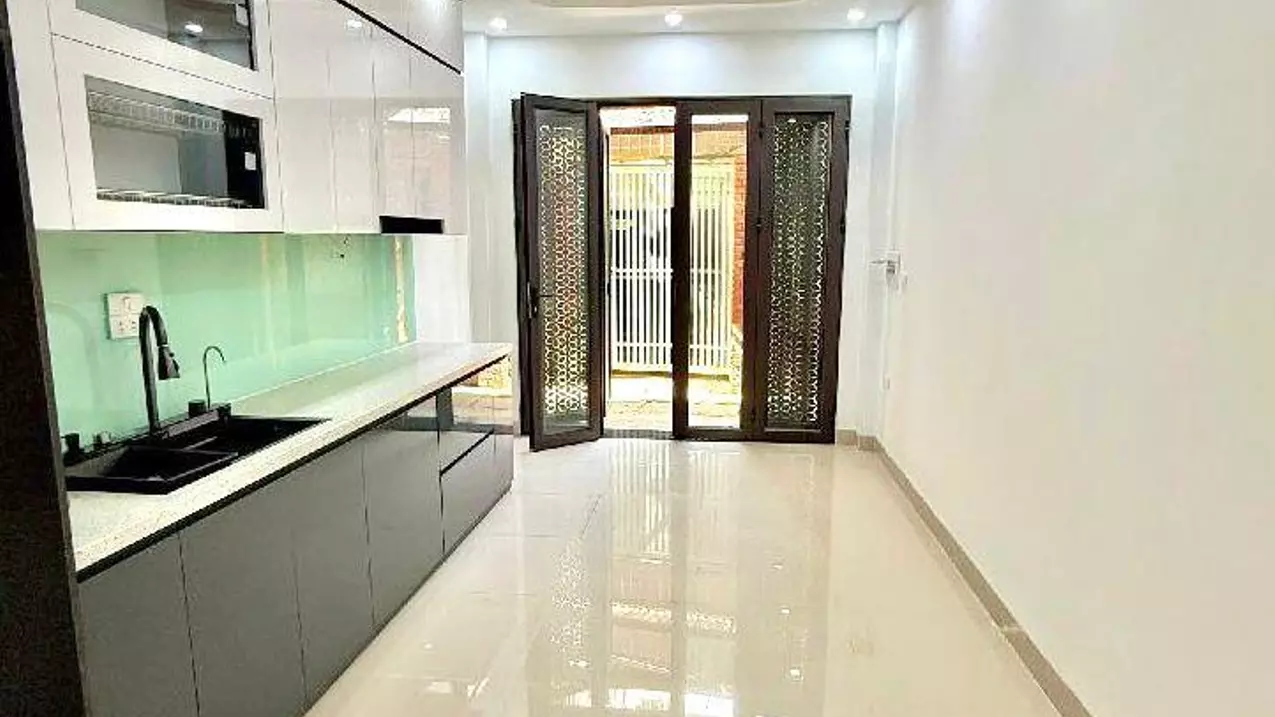 NHÀ PHỐ ĐỘI CẤN, 32M x 6T THANG MÁY, FULL NỘI THẤT, NGÕ NÔNG, 8.38 TỶ-anh-2