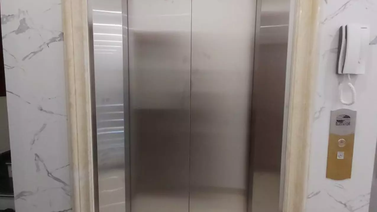 Nhà tôi cho thuê nhà, 130m2- 8T, Hàng Điếu, Hàng Da, Hàng Nón -77 tr-anh-3