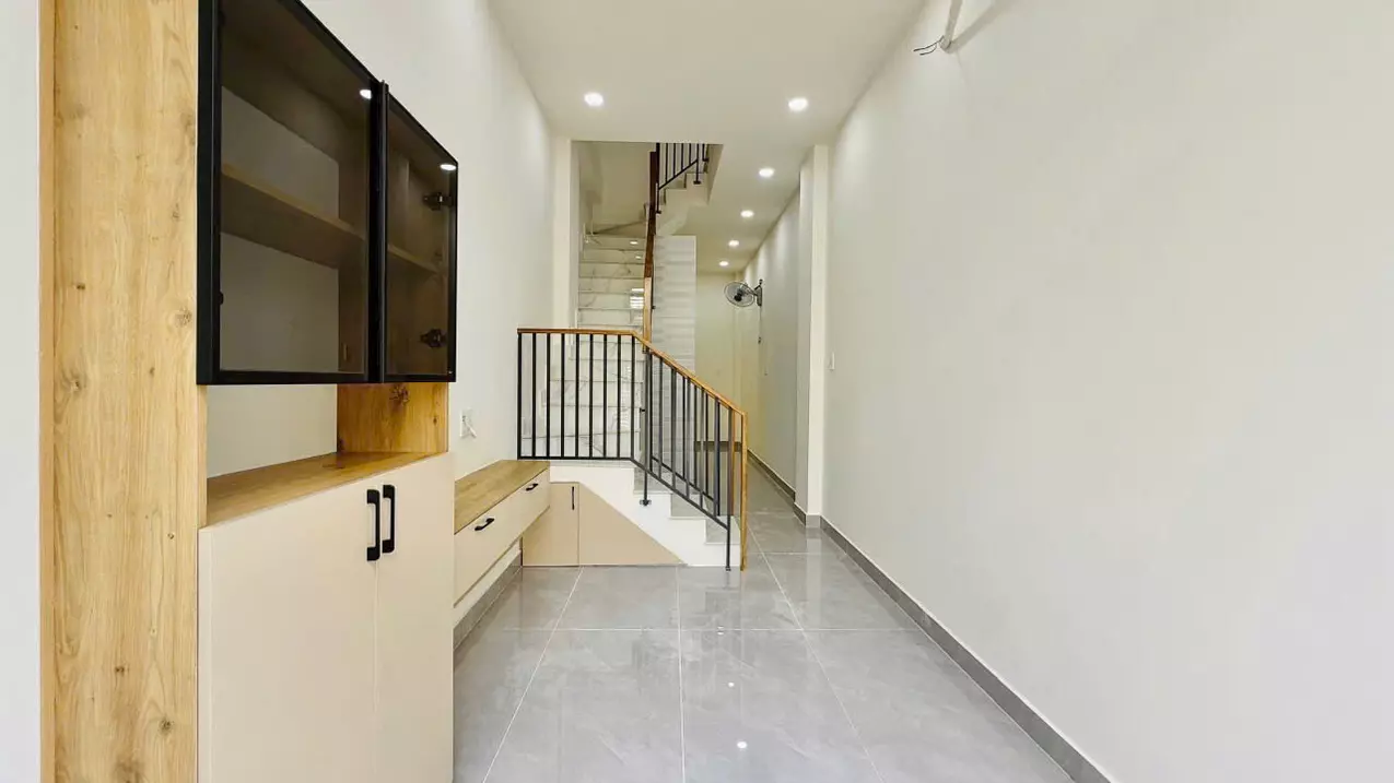 - NHỈNH 3 TỶ...MẶT TIỀN HẺM - NGAY TRƯỜNG HỌC-anh-2