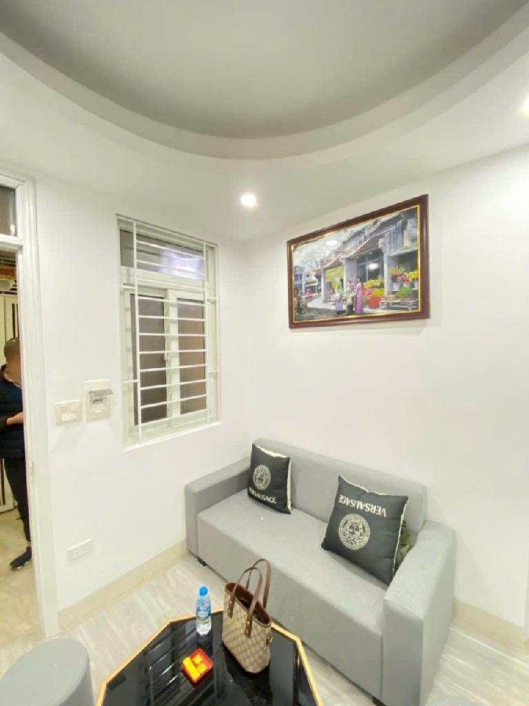⭐NỘI THẤT MỚI + ĐẸP + RẺ- Căn hộ Chung cư Ngã Tư Sở + 40m2 + Sổ đỏ + 800tr⭐-anh-2
