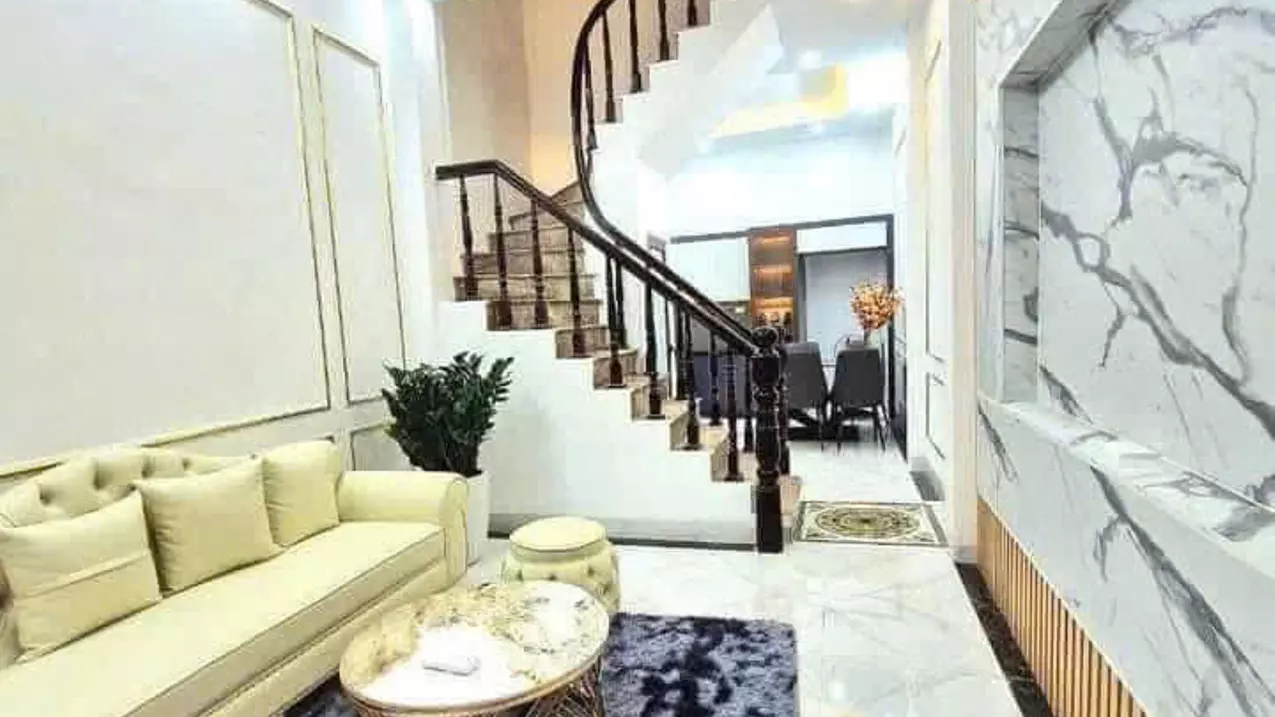 ????Ô tô đỗ cửa, Kinh doanh, phố Cầu Giấy 37/40m, 4T, Đẹp ở luôn, chỉ 9.7 tỷ????-anh-2