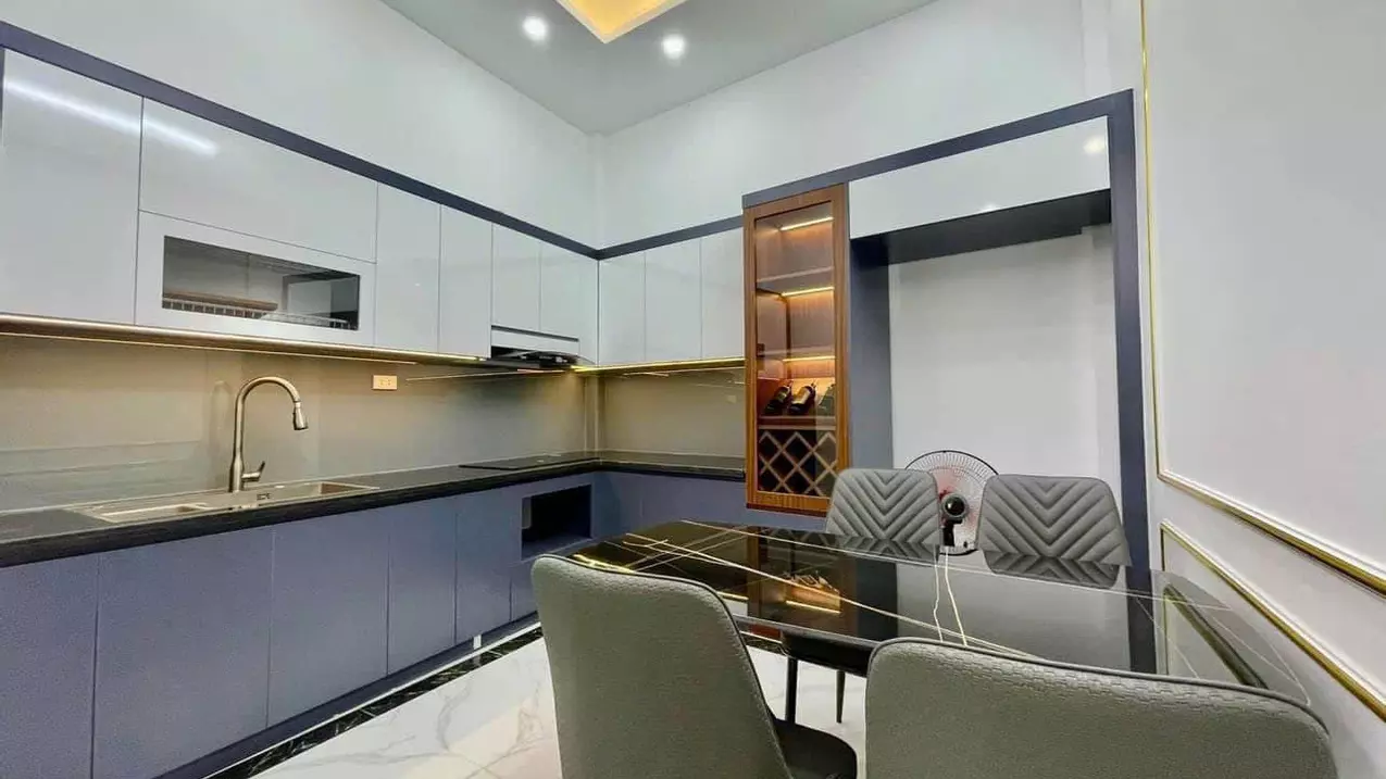 ????Ô tô đỗ cửa, Kinh doanh, phố Cầu Giấy 37/40m, 4T, Đẹp ở luôn, chỉ 9.7 tỷ????-anh-4