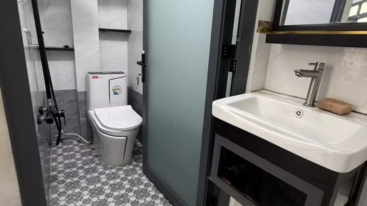 ÔNG ÍCH KHIÊM Q11 23M2 2 TẦNG 2PN 2WC SHR CHỈ 3.2 TỶ-anh-2