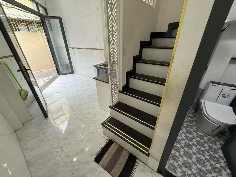 ÔNG ÍCH KHIÊM Q11 23M2 2 TẦNG 2PN 2WC SHR CHỈ 3.2 TỶ-anh-3
