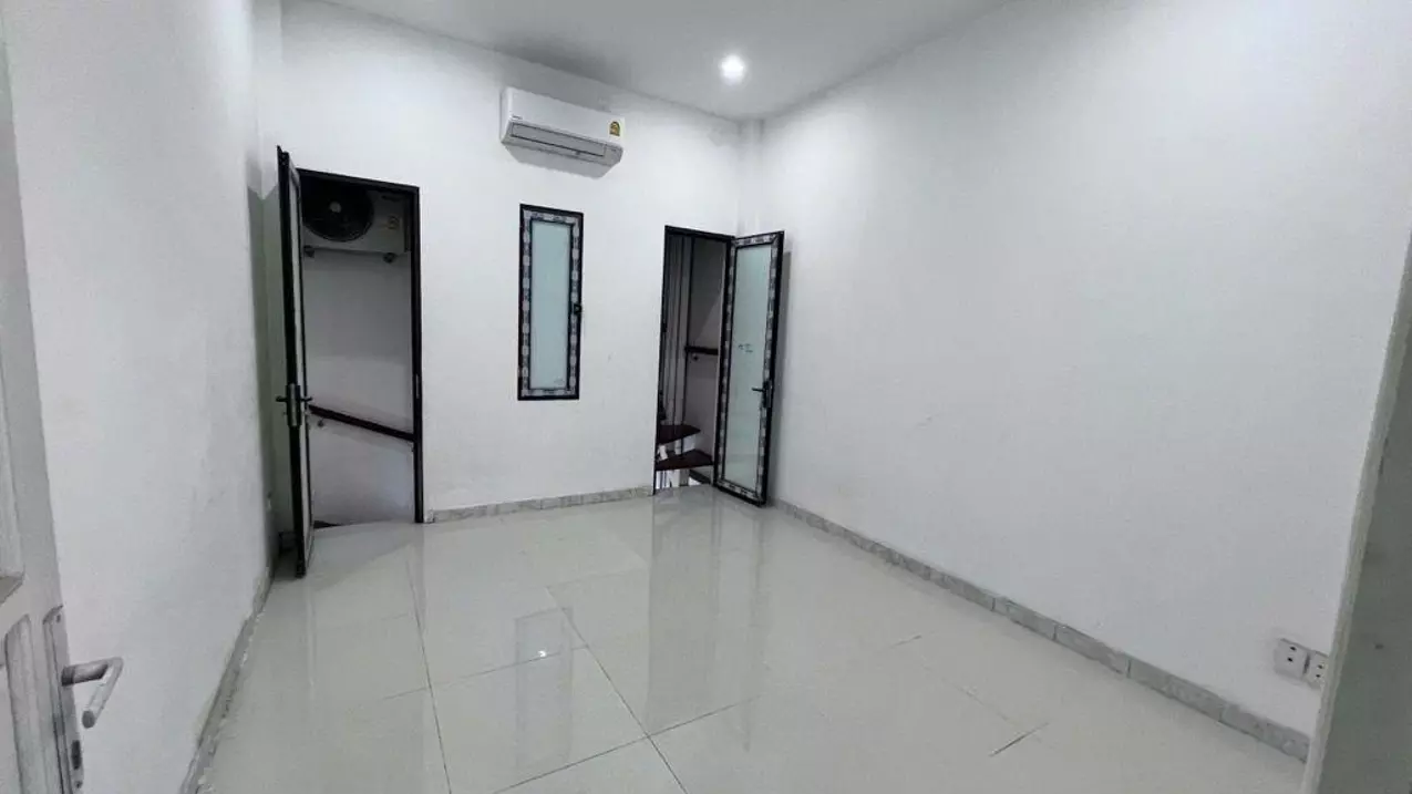 PHÂN LÔ LẠC LONG QUÂN, 47/50M x 6T THANG MÁY, Ô TÔ CHẠY VÒNG QUANH, 11.48 TỶ-anh-4