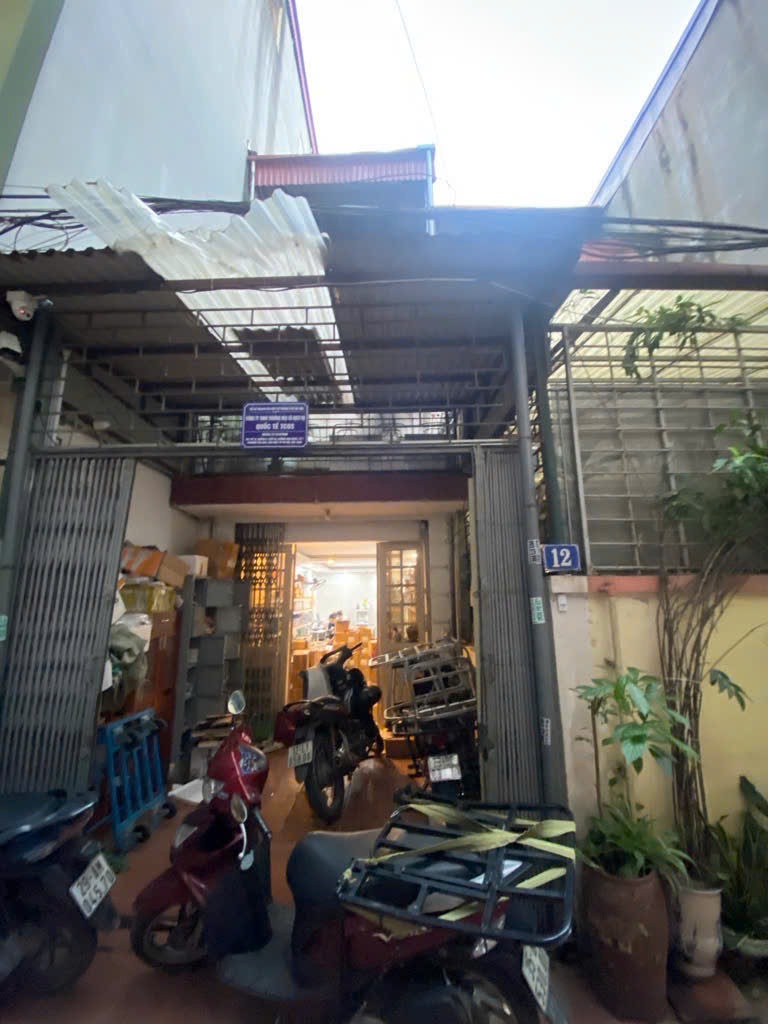 PHÂN LÔ - Ô TÔ 7 CHỖ LÙI CỬA - 10M RA Ô TÔ DỪNG ĐỖ NGÀY ĐÊM - KHU HIẾM NHÀ BÁN - NỞ HẬU.-anh-4