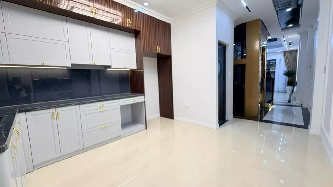 ????Phân lô Ô tô Hoàng Quốc Việt 55m 6T thang máy Mới cứng, nhỉnh 25 tỷ-anh-4