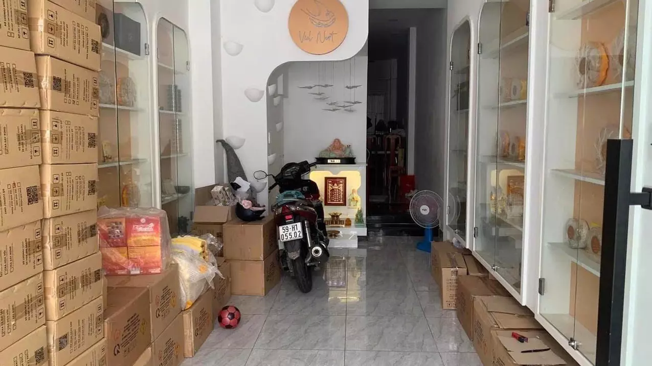 QUẬN 8, DƯƠNG BÁ TRẠC - SÁT MẶT TIỀN - VỊ TRÍ KINH DOANH ĐỈNH - SIÊU NGON - NHÀ HXH THÔNG-anh-1