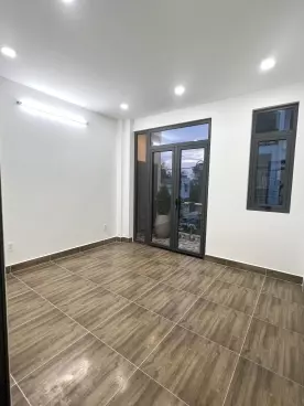 Cần bán gấp nhà 1 trệt 2 lầu, 54m2 4PN - 3WC, sổ hồng hoàn công, giá 4 tỷ 8 TL, LH: 0388 668 882 gặp Tâm ( zalo )-anh-11