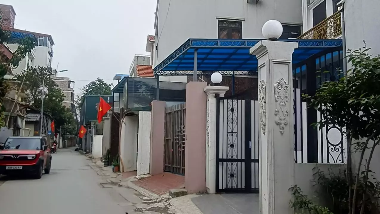 Sẵn căn nhà để không Lâm Du Long Biên 10 tỷ 60m ngõ ô tô-anh-2