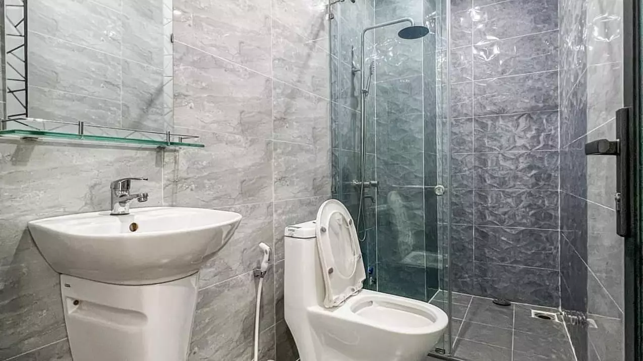 Sang nhượng 860triệu nhà lầu mặt tiền kinh doanh Bình Chánh - TP HCM-anh-9