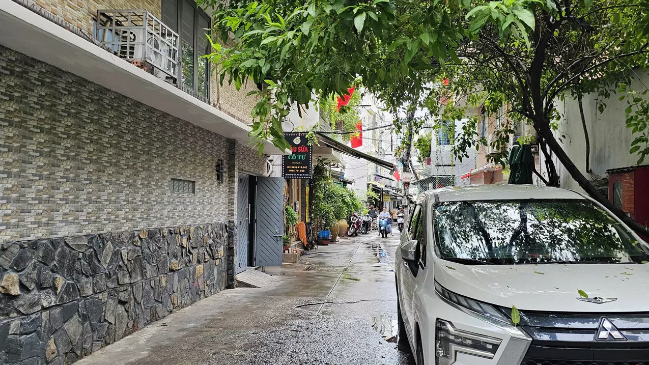 Sát mặt tiền hẻm xe hơi Q4
Ngang 6 Dài 4,65m 
Đúc bê tông 4 tấm 
GIẢM NGAY 500 TRIỆU 

HƠN 2,-anh-2