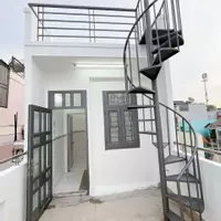 Sát mặt tiền hẻm xe hơi Q4
Ngang 6 Dài 4,65m 
Đúc bê tông 4 tấm 
GIẢM NGAY 500 TRIỆU 

HƠN 2,-anh-6