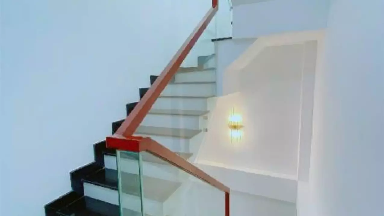 SIÊU HIẾM - SIÊU RẺ - BẠCH ĐẰNG TÂN BÌNH- KHU SÂN BAY - 60M2 4 TẦNG - HXH BÊN CÔNG VIÊN - CHỈ 8,xTỶ-anh-2