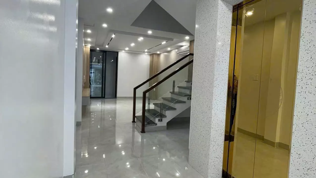 Siêu phẩm nhà đẹp 5 tầng Nguyễn Côg Trứ thang máy ô tô ngủ trong nhà-anh-5