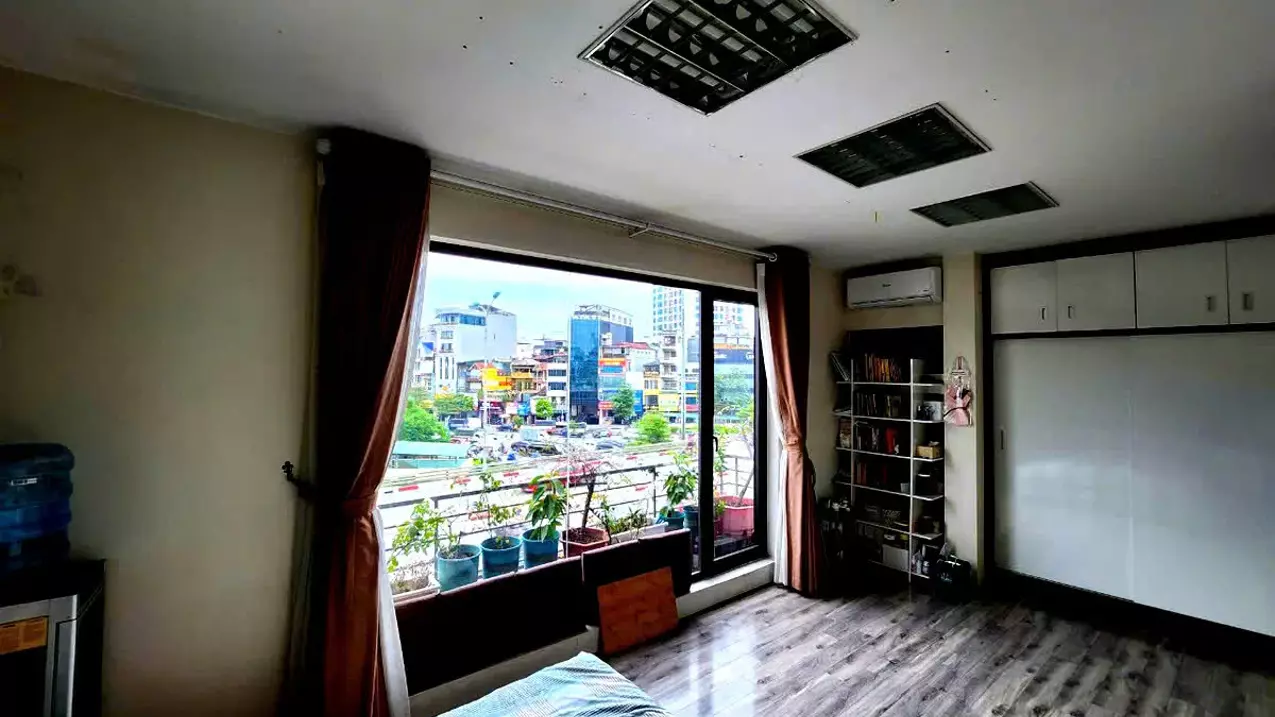 TÂY SƠN, ĐỐNG ĐA. 30M2 5 TẦNG MT 5M GIÁ 10 TỶ- LÔ GÓC- HIẾM NHÀ BÁN- 2 MẶT PHỐ- KINH DOANH SẦM UẤT.-anh-2