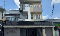 Cho thuê nhà nguyên căn Mặt tiền đường Nam Hoà 1 Hầm 1Trệt 1Lầu 2PN giá chỉ 10tr/tháng, Lh: 0388668882 gặp Tâm ( zalo )-anh-17