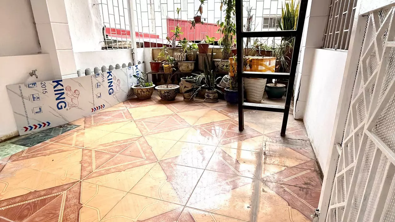 ► TÔI CHÍNH CHỦ BÁN NHÀ : Nghĩa Đô(  gần Hồ Tây).Giữa chợ Bái Ân. Ô tô đỗ cổng-anh-3