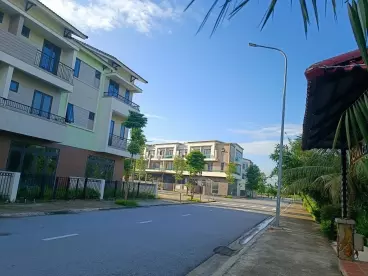 Bán nhà 3 tầng, view công viên Centa City, ngân hàng trợ giá, pháp lý hoàn chỉnh-anh-2