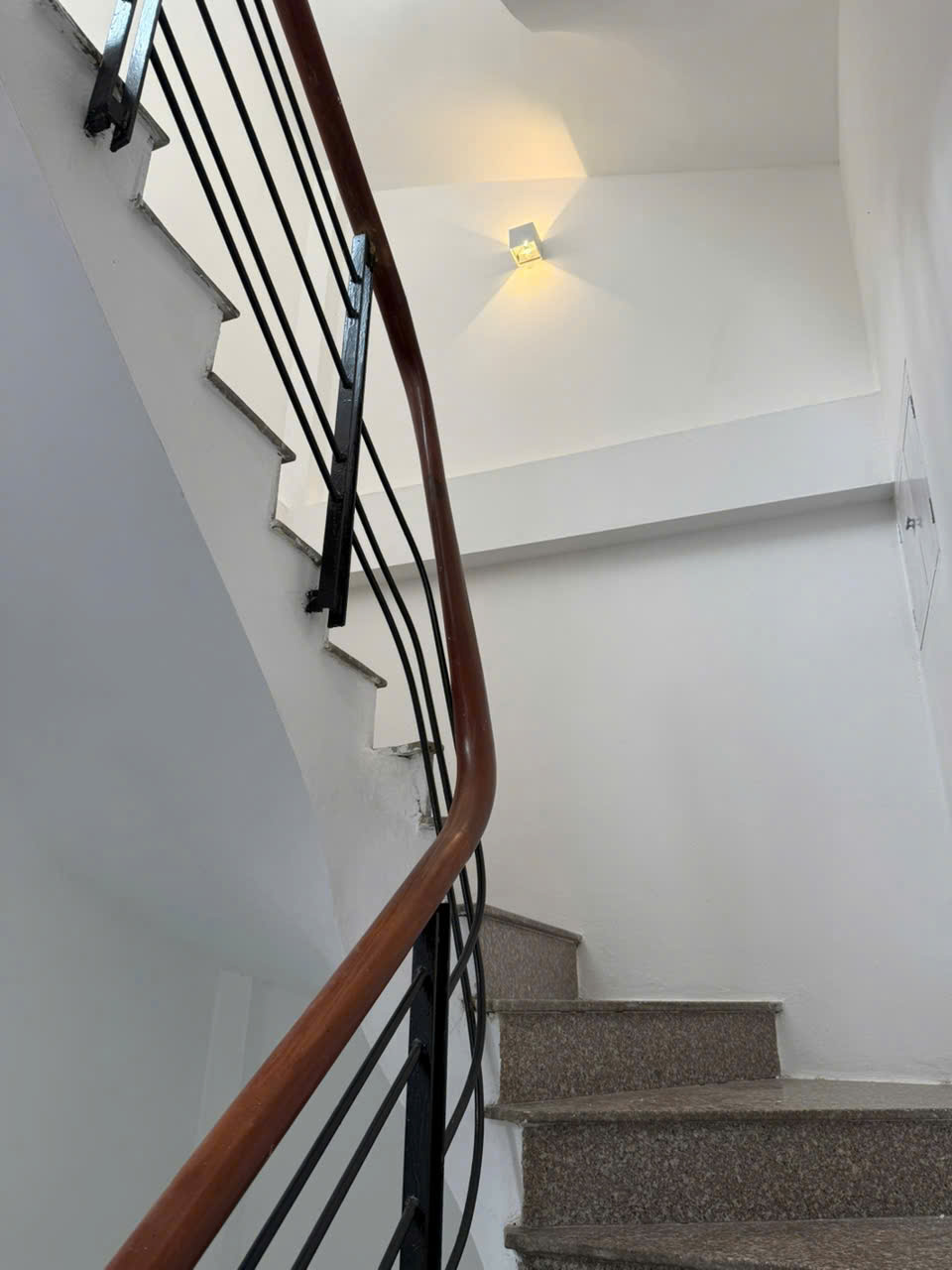 TỨ LIÊN - TÂY HỒ - DT35M2 X5T - MT4M - 5.6 TỶ - GẦN HỒ TÂY - THOÁNG SÁNG VÔ CÙNG-anh-5
