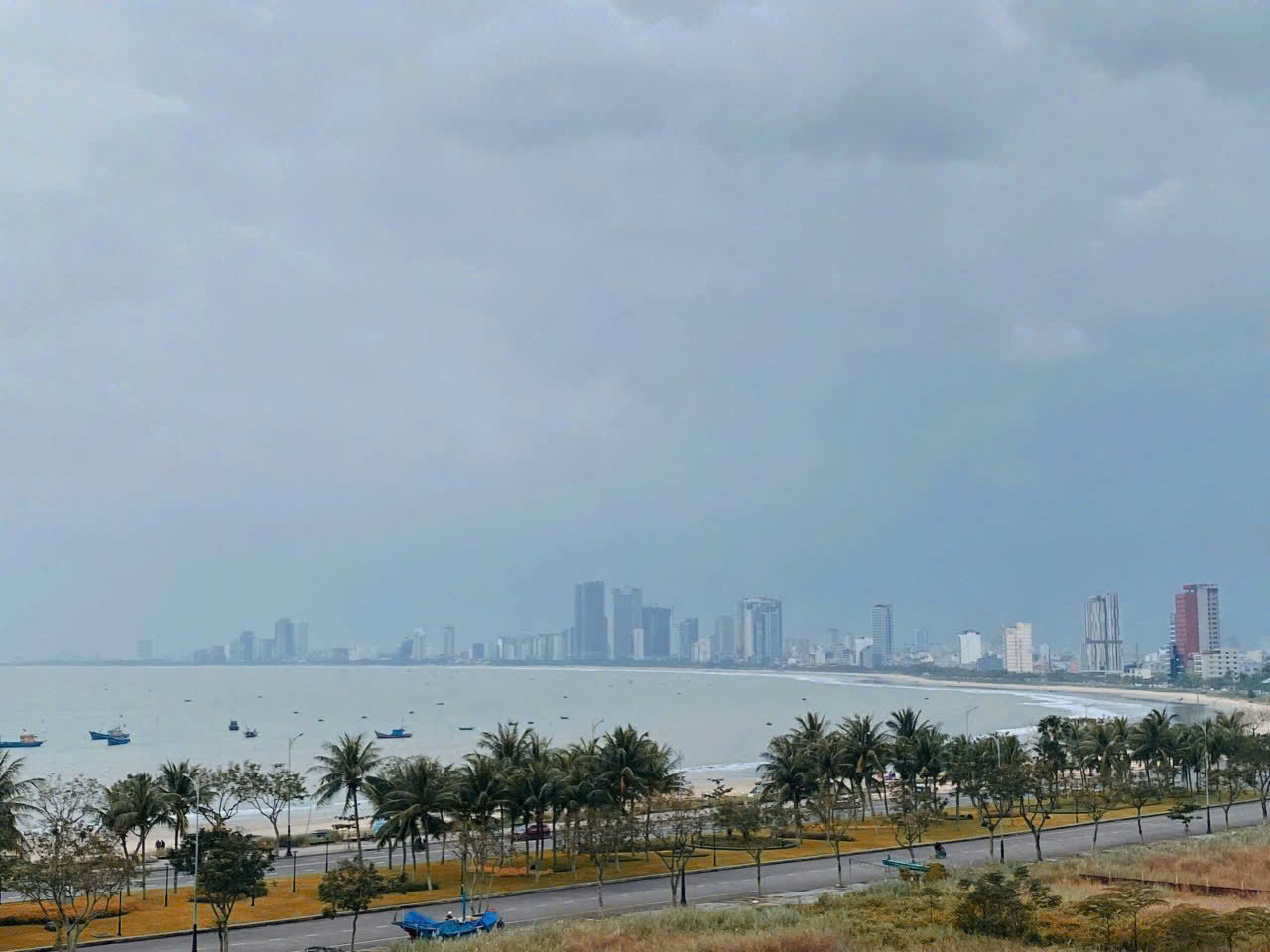 View biển nghỉ dưỡng - Bán Toà Căn Hộ Đường Vũ Ngọc Nhạ 7 tầng dòng tiền tốt.-anh-6