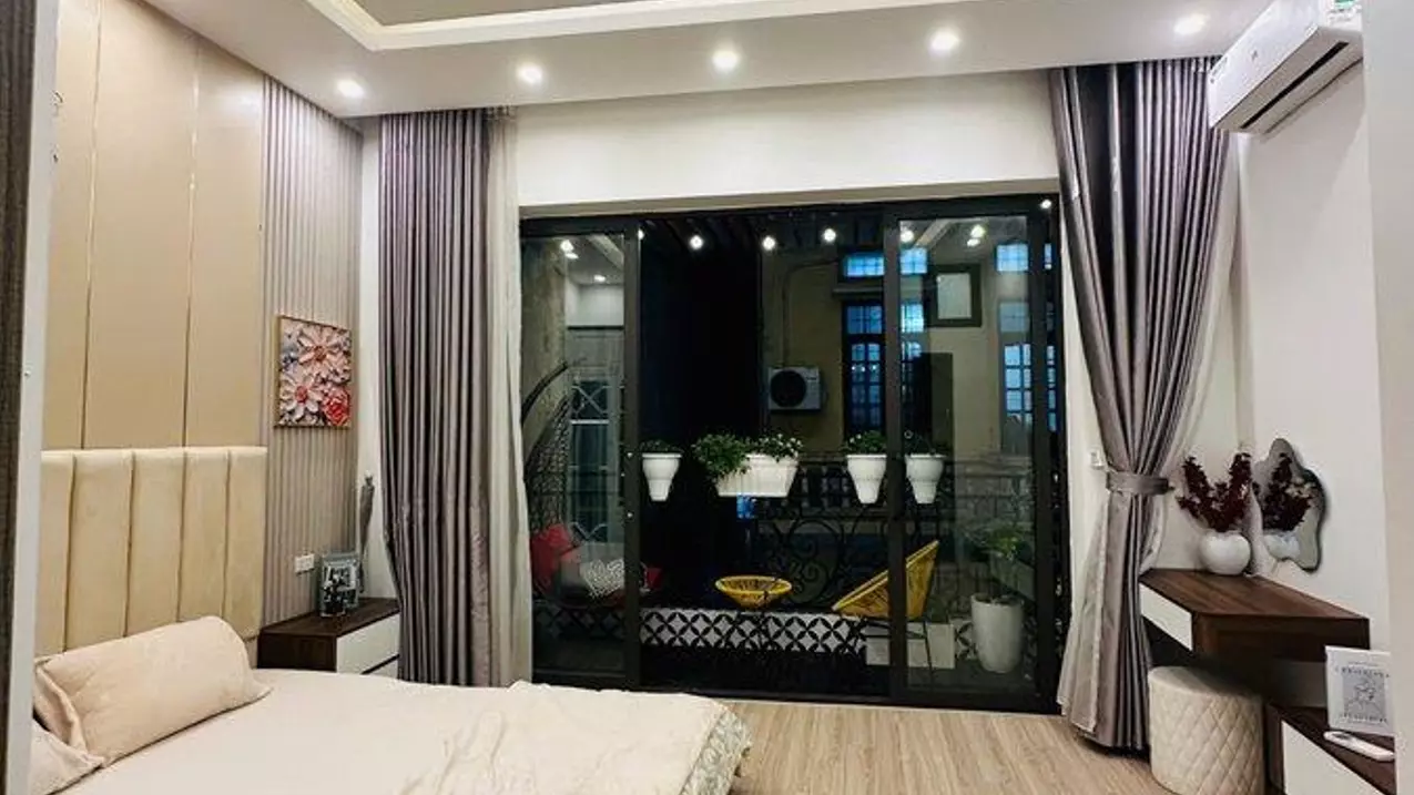 VIP BA ĐÌNH - HÀNG XÓM VIN GALLERY - NGÕ BA GÁC TRÁNH - CÁCH PHỐ VÀI BƯỚC CHÂN - FULL NỘI THẤT --anh-3
