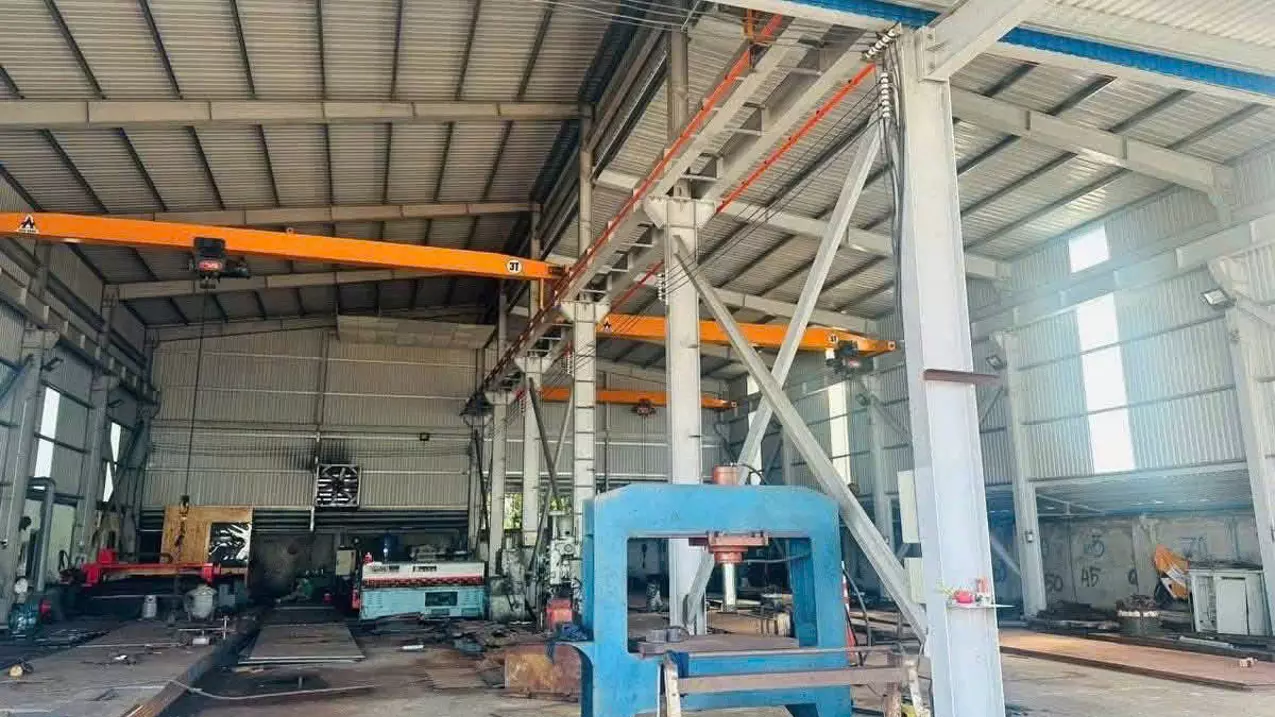 XƯỞNG MẶT TIỀN NGUYỄN VĂN BỨA – HÀNG HIẾM HÓC MÔN – DT KHỦNG 1.665M²-anh-2