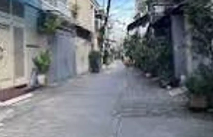 ban-nha-2-tang-phuong-luu-ngo-quyen-gan-mat-duong-gia-175-ty